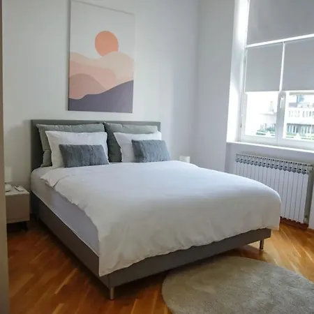 Apartment Residences *
